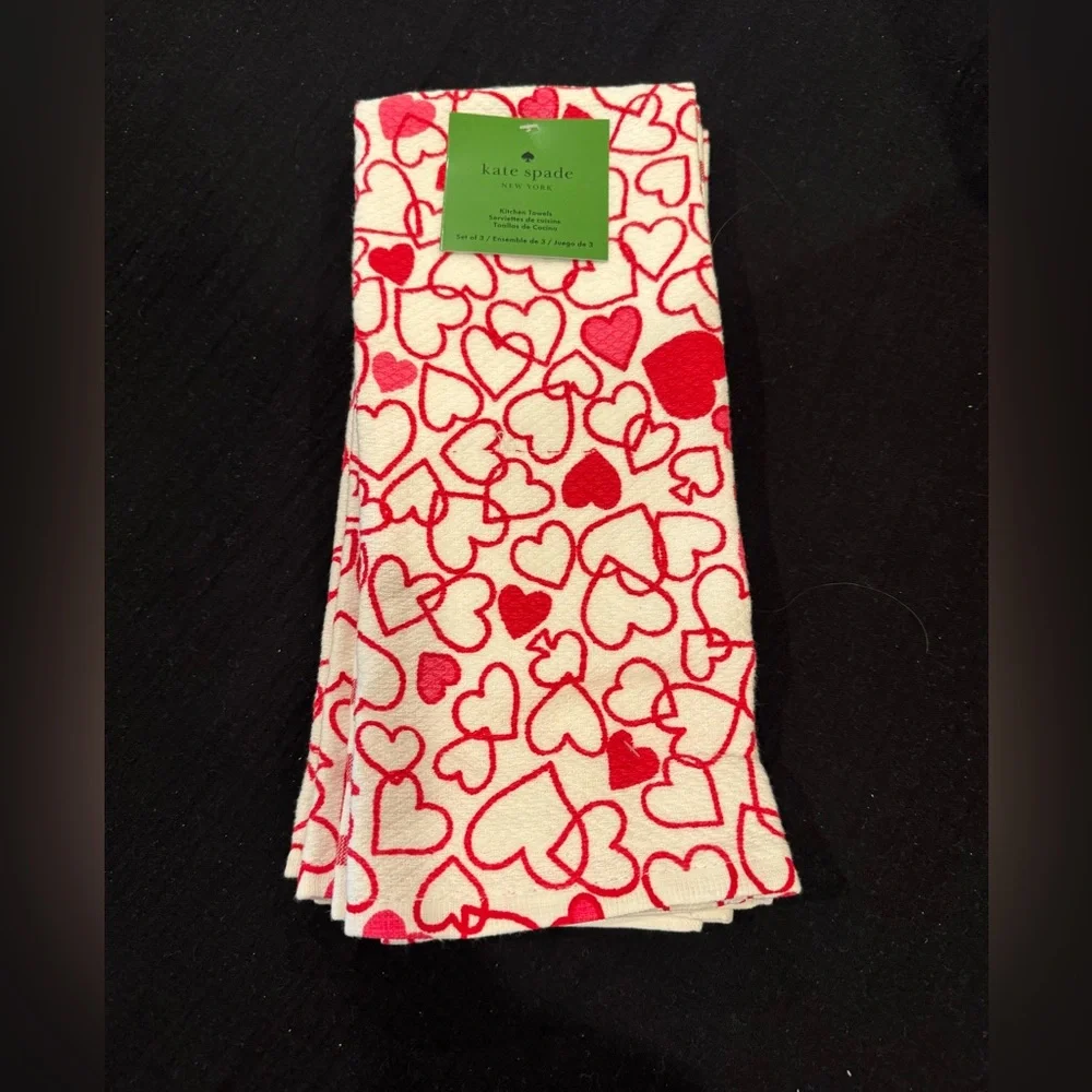Kate Spade trio of towels -2 Red Heart Pattern 1 red stripes❤️fun 4 kitchen/bath